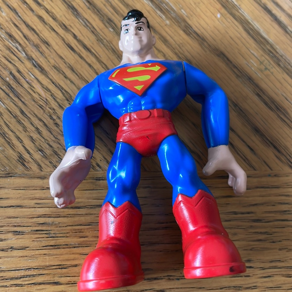 Superman Action Figure 2.5”
